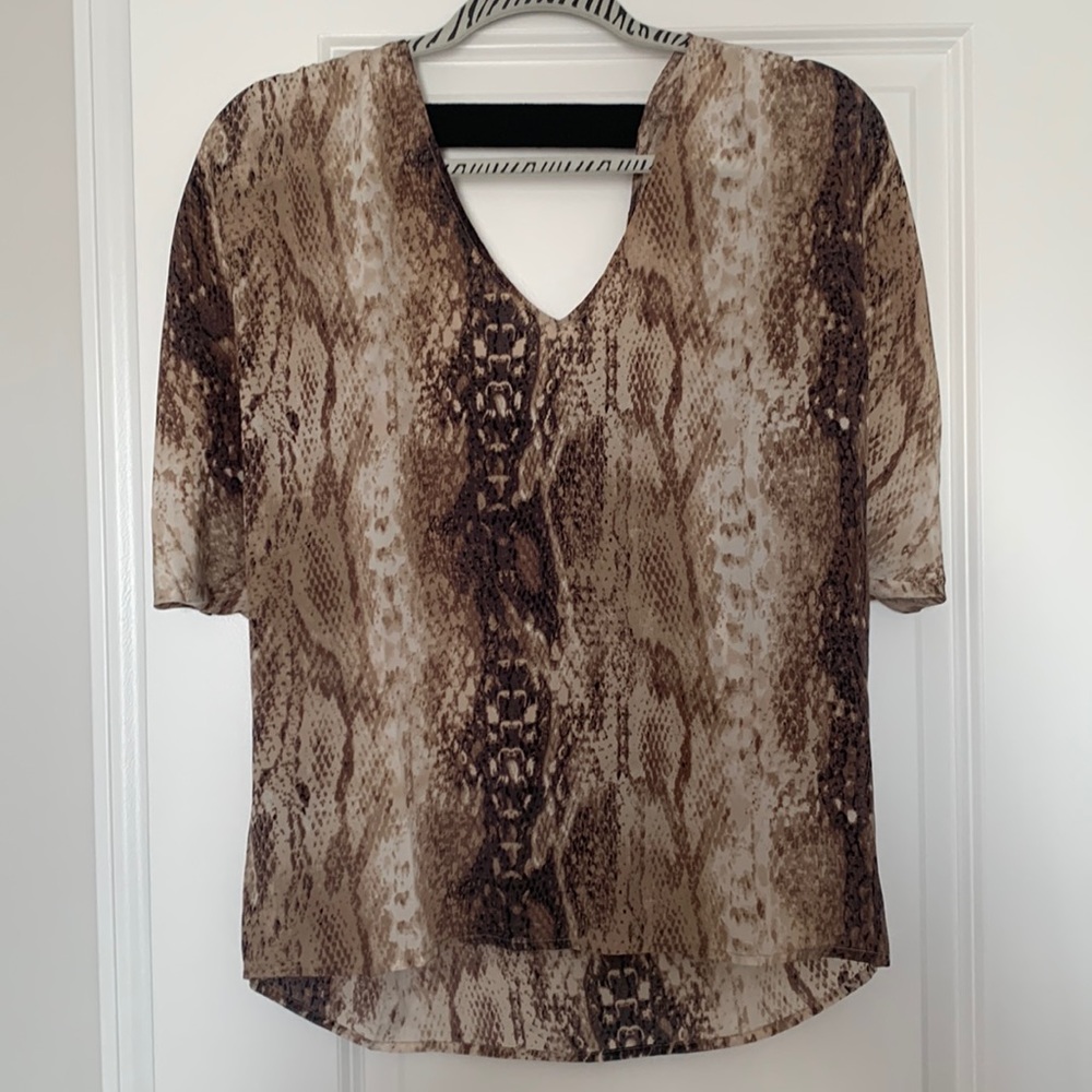 S.Y.L.K 100% silk snakeskin print top, size S